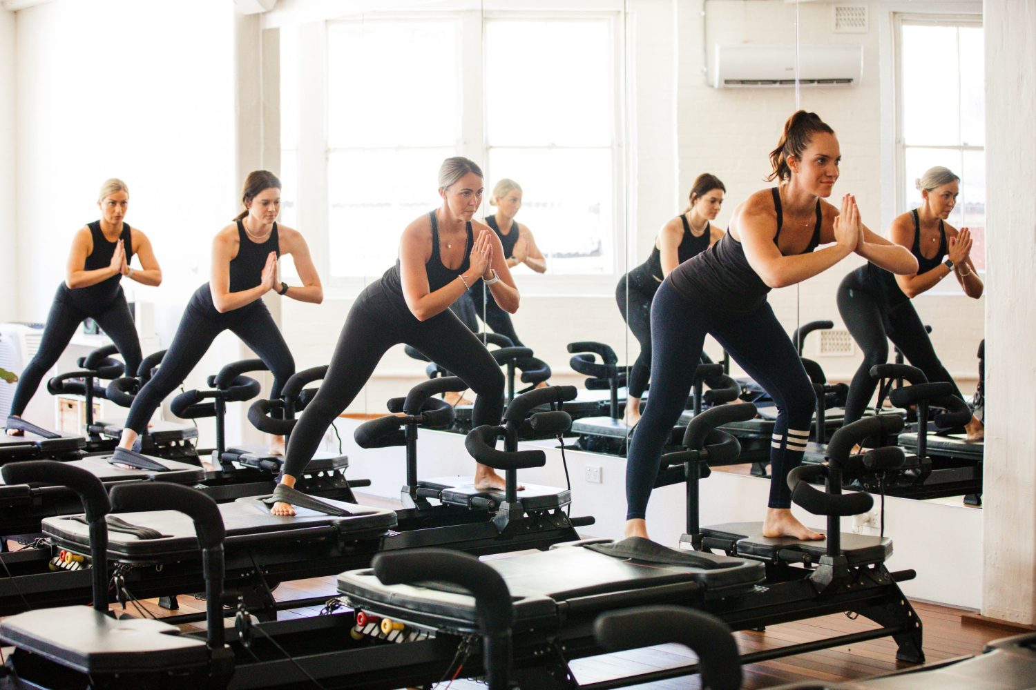 Wat is Lagree Fitness? Alles over Megaformer training uitgelegd