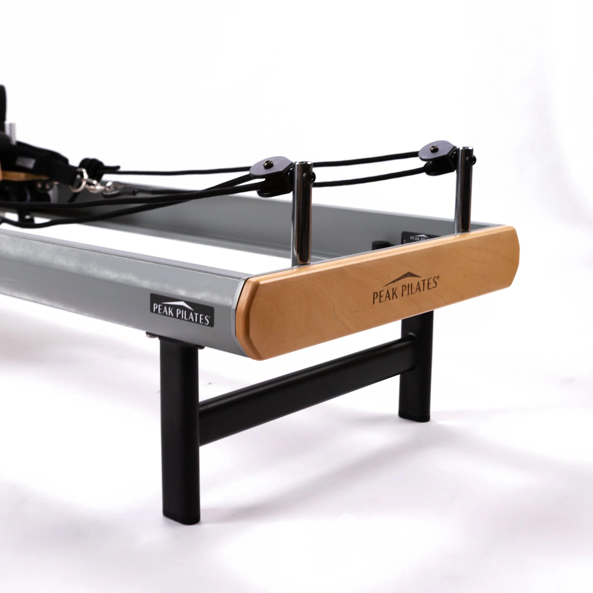 casa™ Reformer – Peak Pilates®