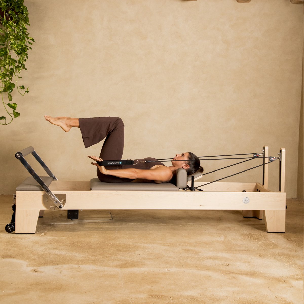 Elite Reformer™ – Elina Pilates