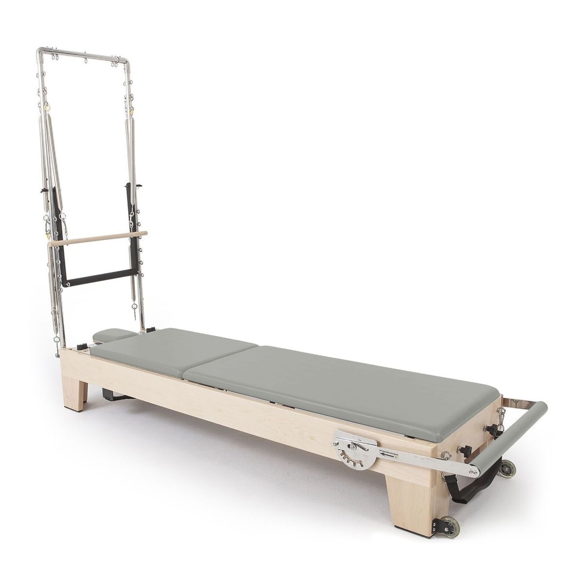 Elite Reformer™ mit Tower – Elina Pilates