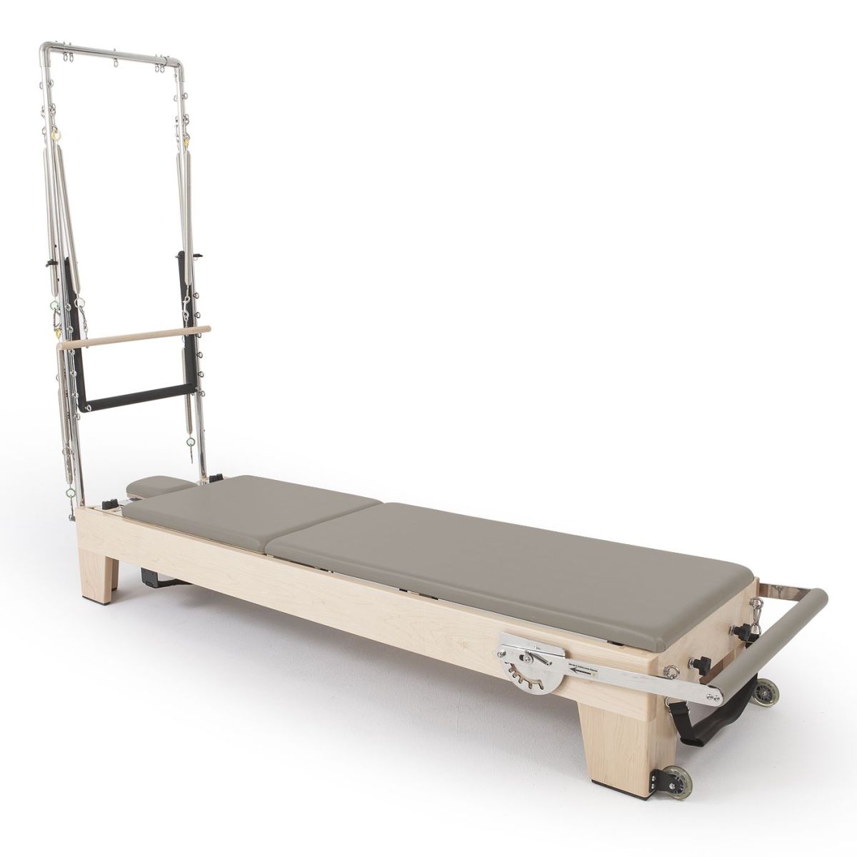 Elite Reformer™ mit Tower – Elina Pilates