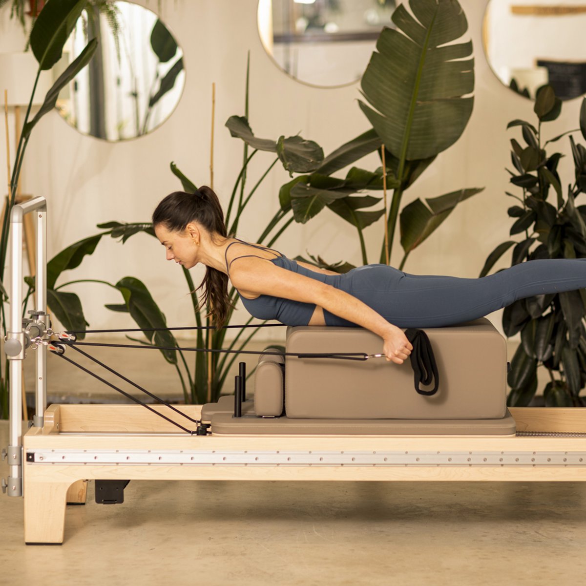 Master Instructor Reformer – Elina Pilates