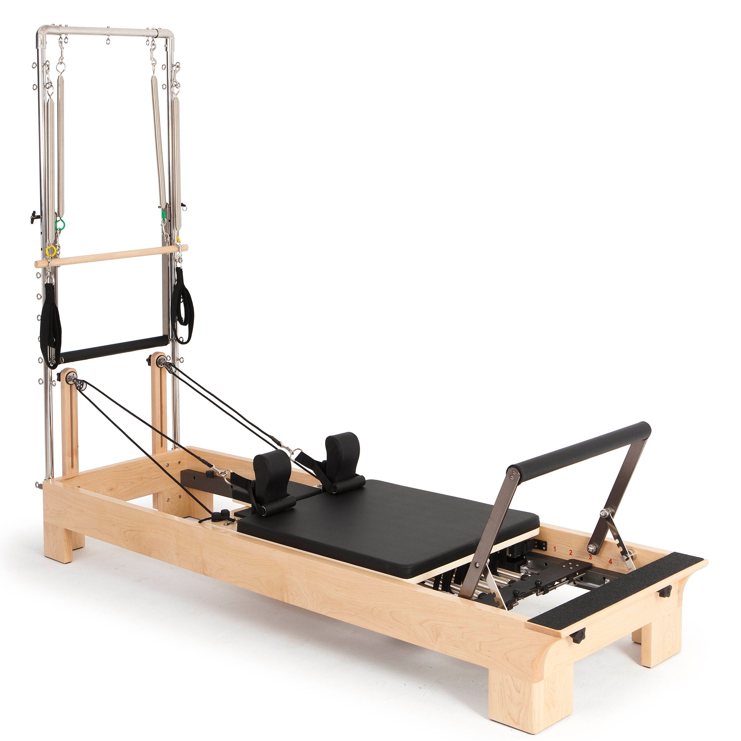 Hölzerner Reformer mit Turm – Elina Pilates