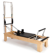 Physio-Reformer aus Holz mit Turm – Elina Pilates