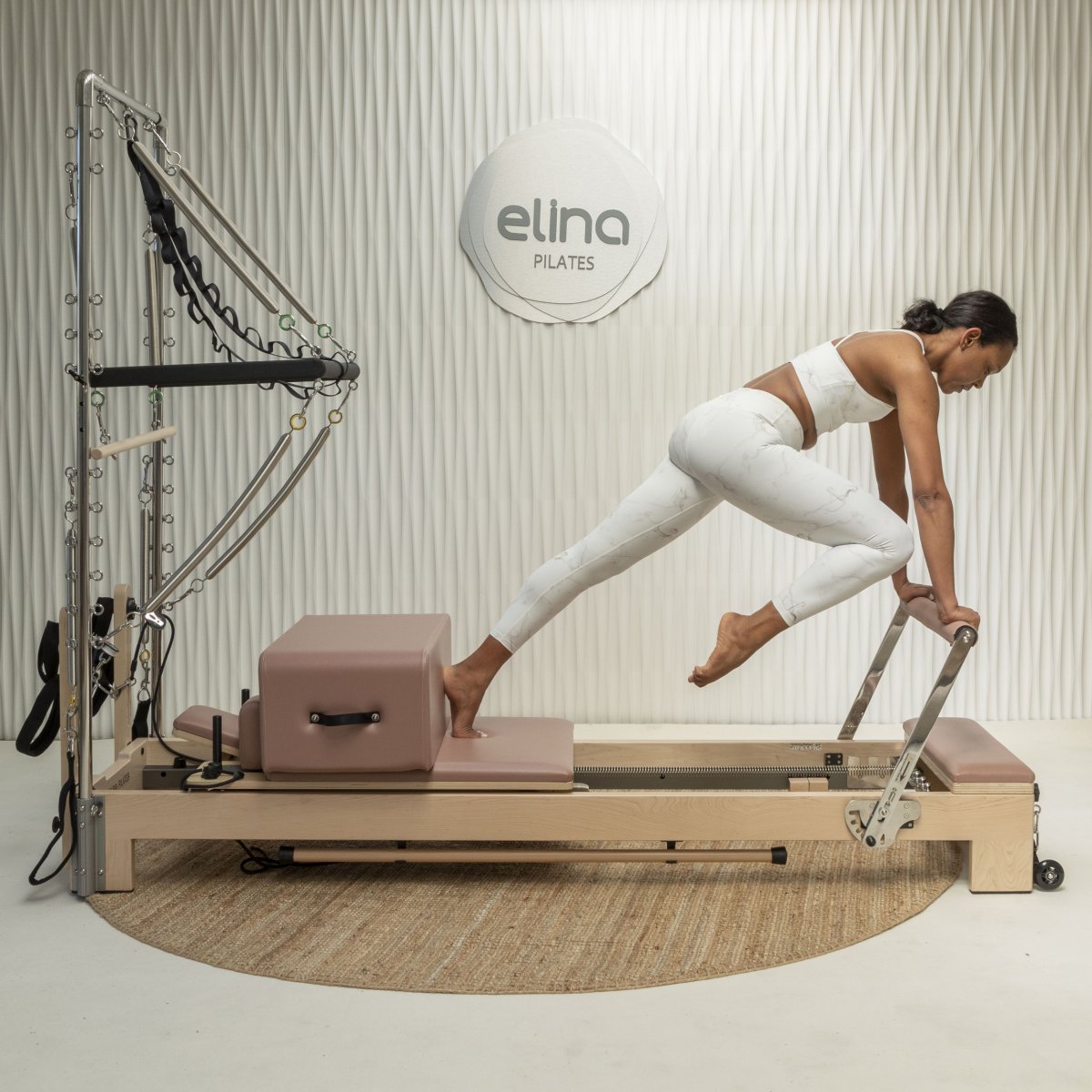 Lignum Reformer™ mit Tower – Elina Pilates